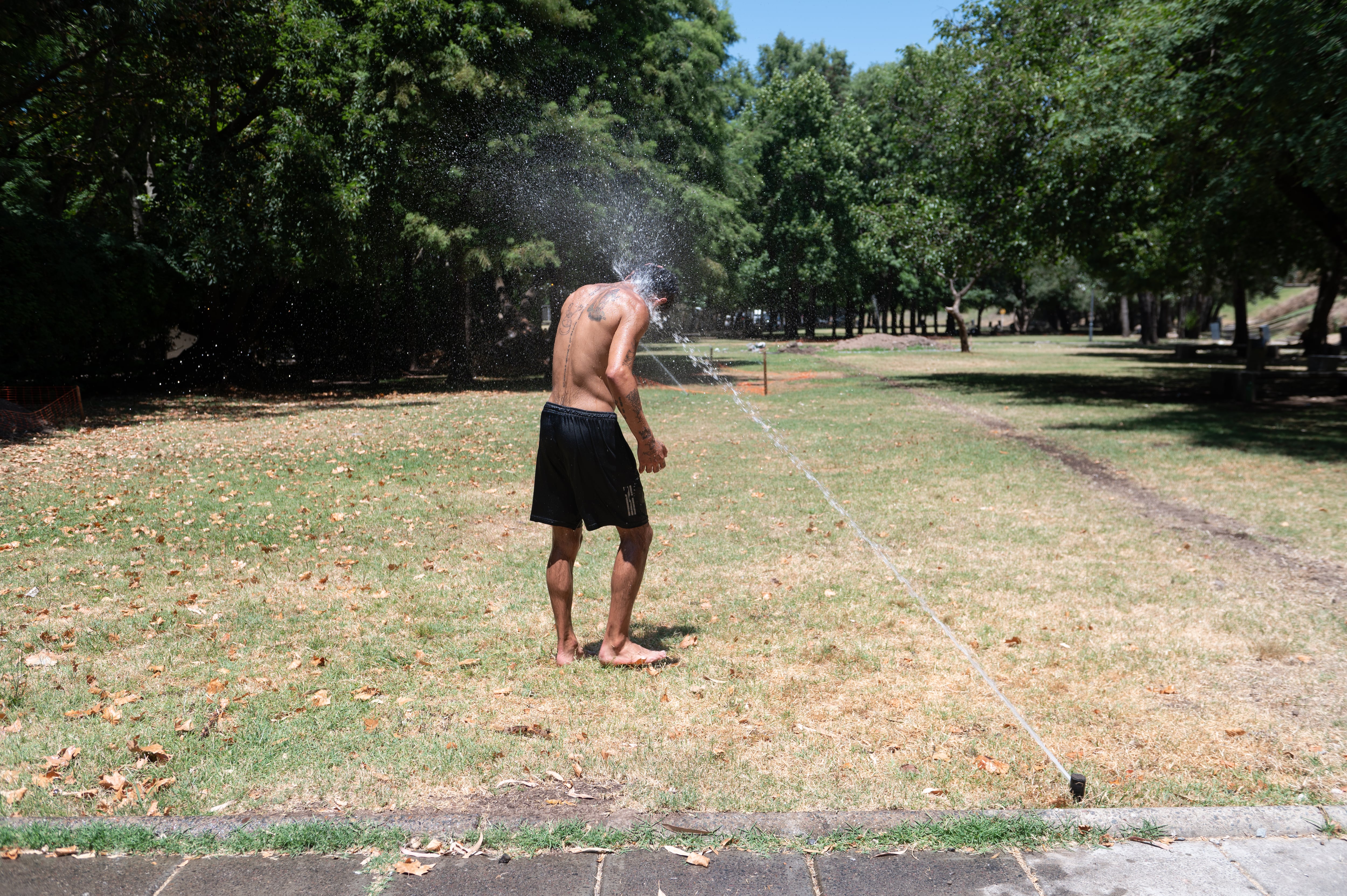 El pronóstico indica que las máximas en el AMBA no descenderán de los 31 °C durante la semana