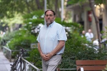 03/08/2026 El presidente de ERC, Oriol Junqueras, durante una entrevista para Europa Press, a 3 de agosto de 2026, en Barcelona, Catalunya (España). Junqueras es doctor en Historia por la Universidad Aut`noma de Barcelona y fue eurodiputat y alcalde de Sant Vicenç dels Horts. Entre 2016 y 2017 se desempeñó como vicepresidente de la Generalitat de Catalunya y tras ser condenado e indultado por el referéndum del 1-O, retomó oficialmente el liderazgo de su partido.
POLITICA
David Zorrakino - Europa Press