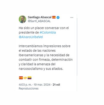 Las palabras de Abascal al presentar a Álvaro Uribe generan controversia en las redes sociales - crédito @Santi_ABASCAL/X