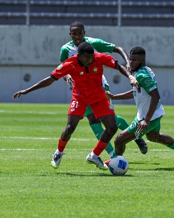 Liga de Portoviejo se llevó la victoria ante El Nacional por la Serie B de Ecuador (@elnacionalec)