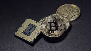 Bitcoin enfrenta su mayor amenaza: la computación cuántica podría romper su seguridad antes de 2033