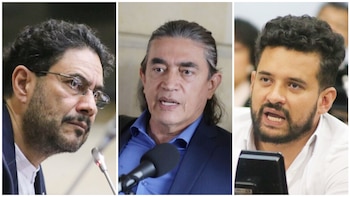 Senadores Iván Cepeda e Inti