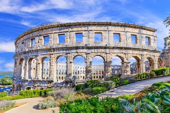 Pula, en Croacia (Adobe Stock).