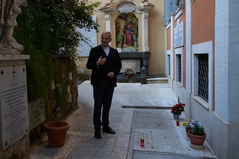 Mons. Peter Klasvogt, rector del