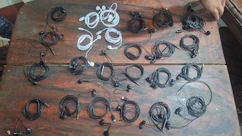 Desarticulan venta de accesorios de