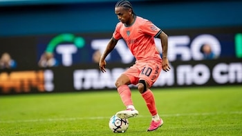 Yordy Reyna fue titular con Rodina Moscú, pero el resultado no fue el esperado: así le fue al delantero peruano en Rusia