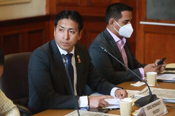 Freddy Díaz continúa despachando desde