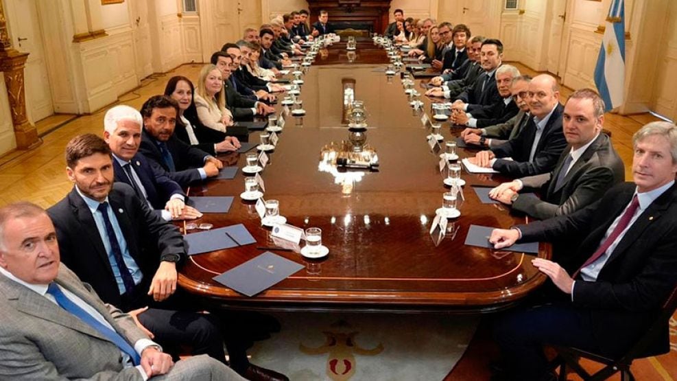 Milei junto a los gobernadores el 30 de octubre de 2026 en la Casa Rosada