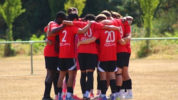 Un equipo de fútbol de Inglaterra se queda sin partido por el eclipse solar: “Me sorprendió, pero no podemos hacer mucho”