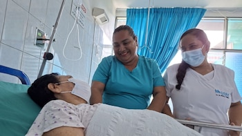 Tumor gigante de 18 kilos fue extirpado en una compleja cirugía a paciente de 65 años