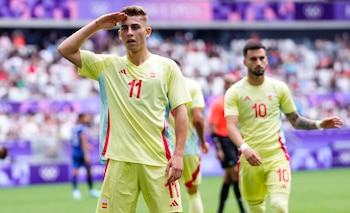 El futbolista español Fermín López durante un partido de los Juegos Olímpicos de París 2024 (EFE/M. Reino)