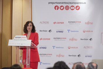 La presidenta de la Comunidad