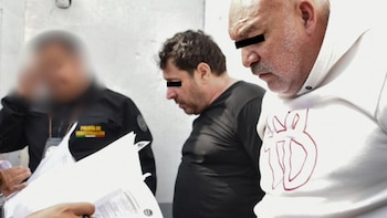 Se dijo empresario, fue a cenar tras el crimen y esto hizo con la pistola: los detalles del multihomicidio del tecladista de Camilo Séptimo