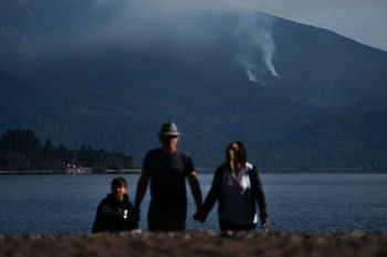 Lograron controlar las llamas de