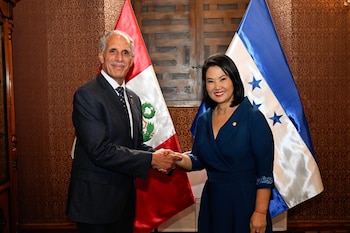 El presidente hondureño Nasry “Tito” Asfura felicitó a Perú por un nuevo aniversario de su Independencia. (Foto: EFE/ @CancilleriaPeru)