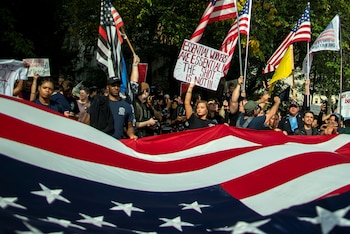 Empleados públicos realizaron una protesta