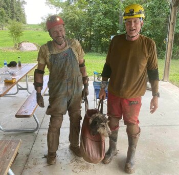 Gerry Keene, a la izquierda,