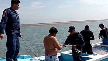 En Tumbes, Marina de Guerra