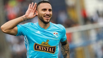 Emanuel Herrera durante su estancia