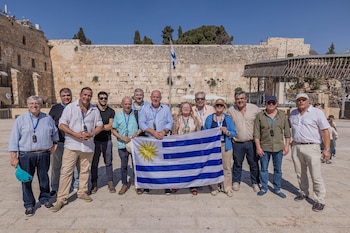 Legisladores de la oposición uruguaya durante una visita por Israel (@IsraelinUruguay)