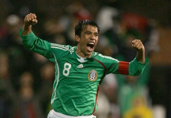 Pavel Pardo en un partido