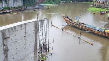 Al menos doce muertos por