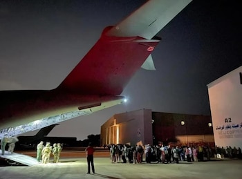 España anunció la salida de