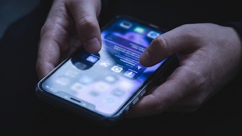 Estonia crea una comisión de expertos para frenar el daño de las redes sociales en la salud mental juvenil