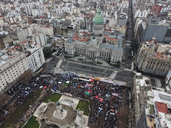 Marcha Congreso - Ley de Tierras - 6 de agosto - Drone