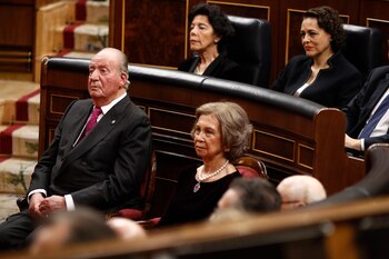 Los reyes eméritos don Juan Carlos y doña Sofía en el acto conmemorativo del 40º aniversario de la Constitución de 1978 (Eduardo Parra - Europa Press)
