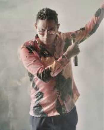 Es autor de los temas