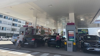 Una estación de servicio en