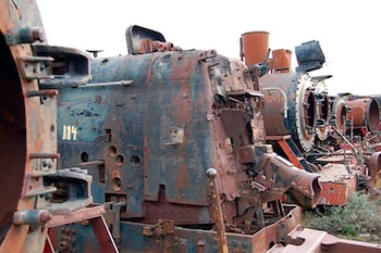 Un "cementario de locomotoras" en 2009 en Río Turbio