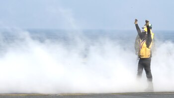 Los señaleros a bordo se