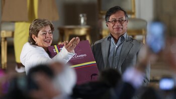 Gobierno dejó metidos a los fondos de pensiones