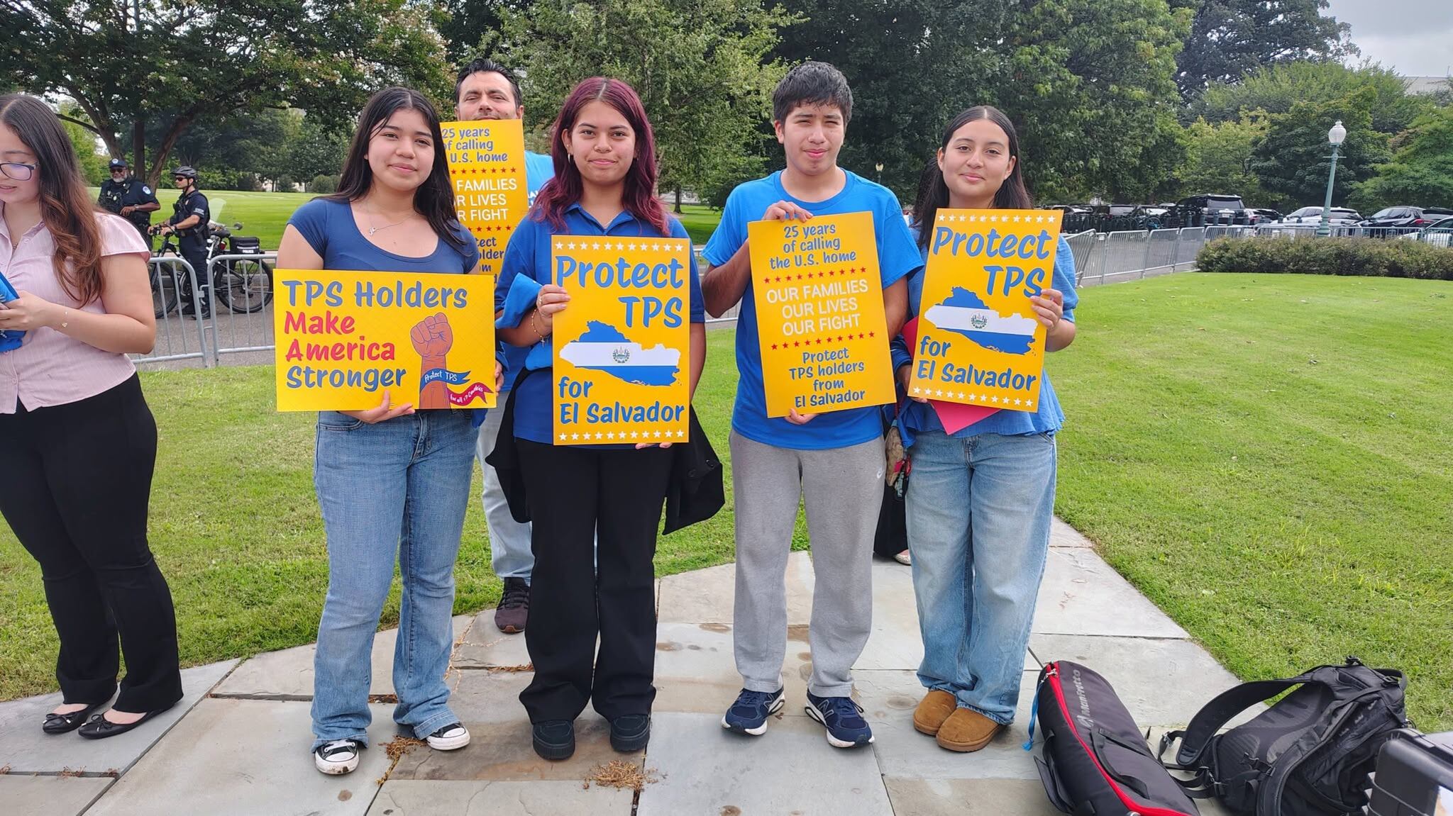 Hijos de salvadoreños se reúnen en Washington para pedir extender el TPS y protección a sus familias. (Cortesía: Redes sociales)
