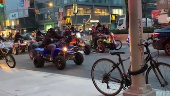 Las muertes por movilidad ligera presentan contrastes: se reportan aumentos en fallecimientos de ciclistas, motociclistas y usuarios de patinetas eléctricas.