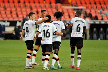 El Valencia se ve sumergido