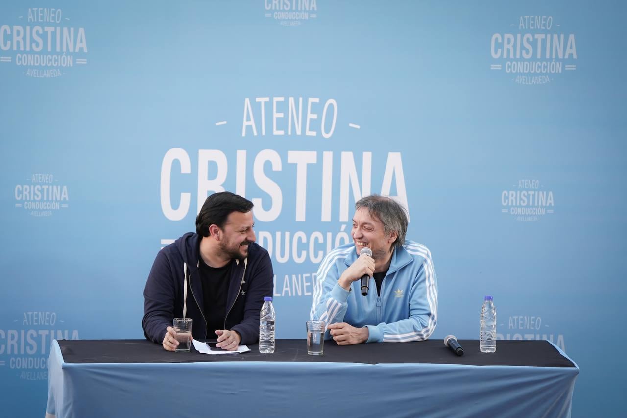 Máximo Kirchner junto al senador de Fuerza Patria, Emmanuel González Santalla