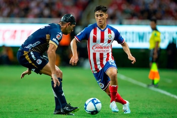 En Chivas participó en 23