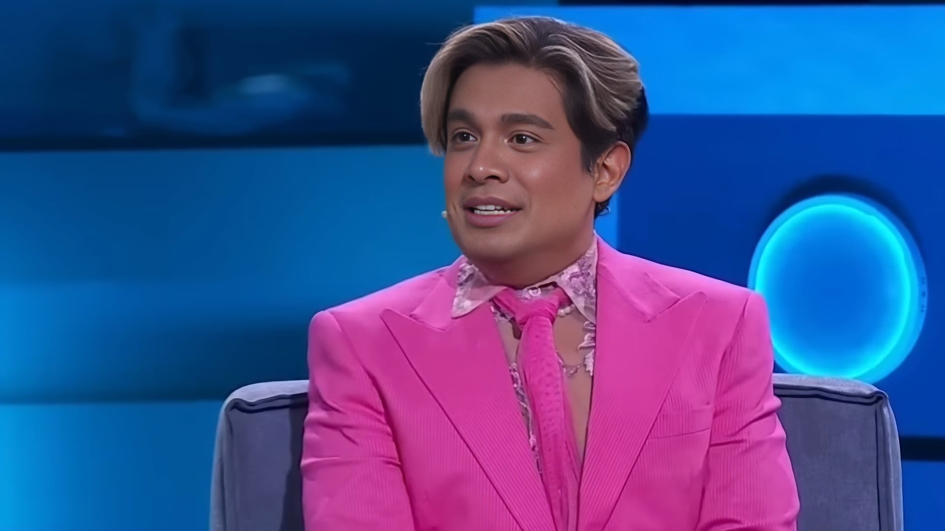 Ricardo Peralta anunció su retiro temporal luego de ser abucheado durante la premier del filme 'Wicked'. (Canal 5 / YouTube)
