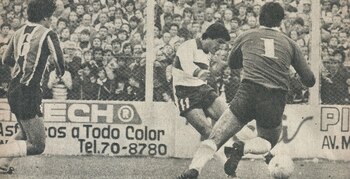 Gol de Miguel Juárez a