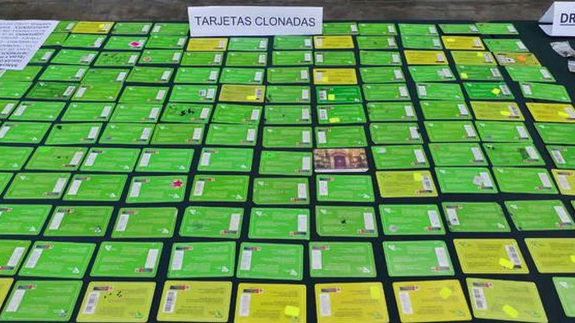 Las mafias de revendedores de pasajes para la Línea 1 del Metro de Lima emplean tarjetas adulteradas. | Policía Nacional