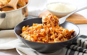 Choriqueso, de los platillos más ricos hechos con chorizo (Archivo)