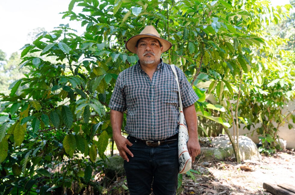 Trescientas cincuenta familias del pueblo maya mam construyeron la central HidroMaya para abastecer sus hogares de energía eléctrica. (Agencia Ocote, Guatemala)