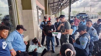 “Me pidió yuca para comer y no tenía dinero”: niña con cáncer murió en brazos de su madre en Honduras