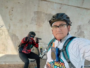 Rafael Zarco ha llevado su causa internacional, realizando rutas de ciclismo en Centroamérica y el Caribe para visibilizar el cáncer infantil. (Facebook/ Rafael Zarco)