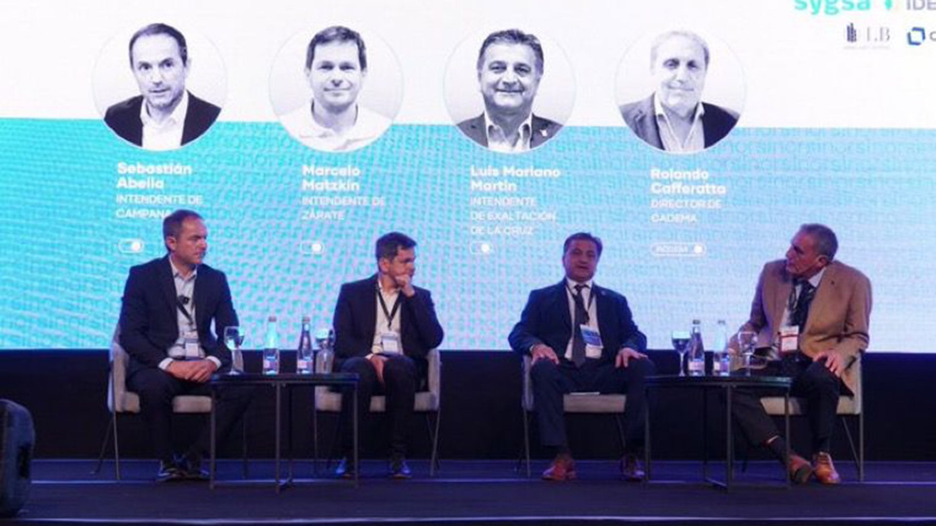 Zarate implementará la eliminación de la plusvalía y otras tasas municipales durante dos años