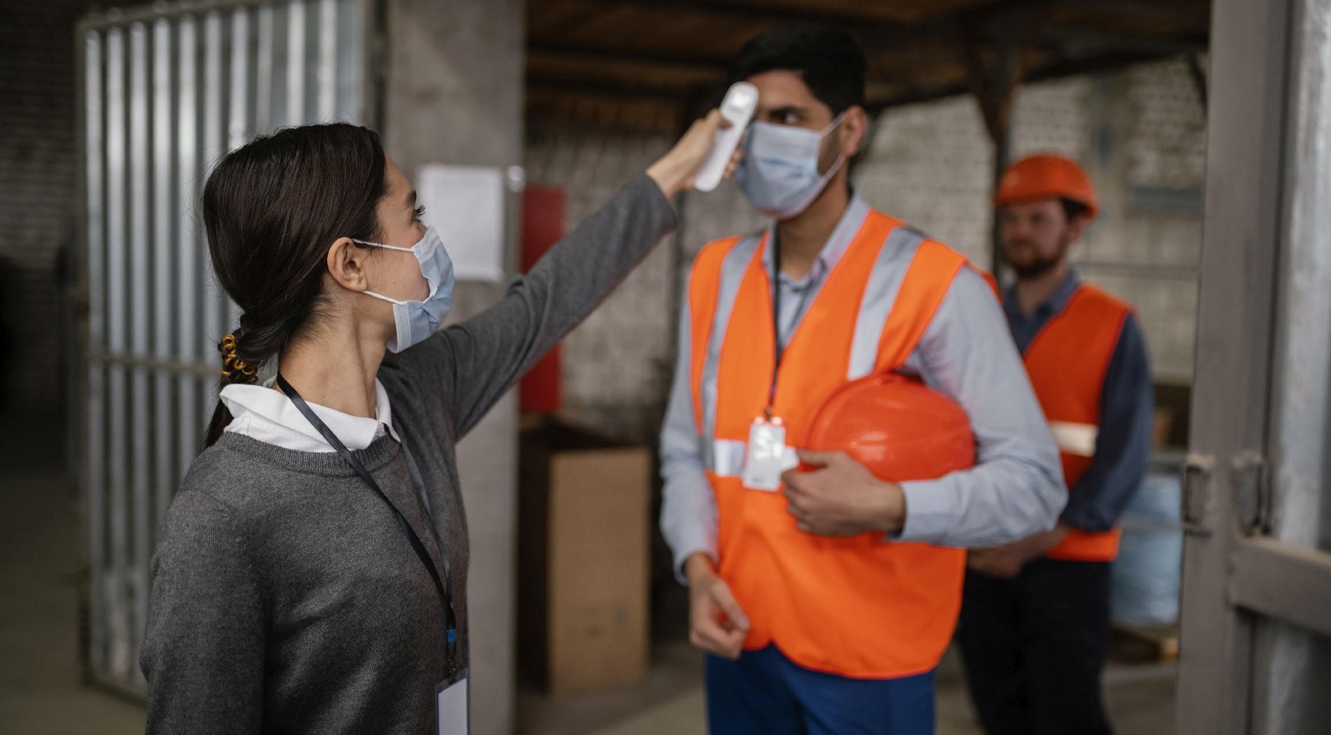 La adopción de normativas y programas en la región busca reducir riesgos laborales, promoviendo una cultura preventiva que involucre tanto a empleadores como a trabajadores. (Freepik)