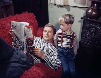 Michael junto a su padre,